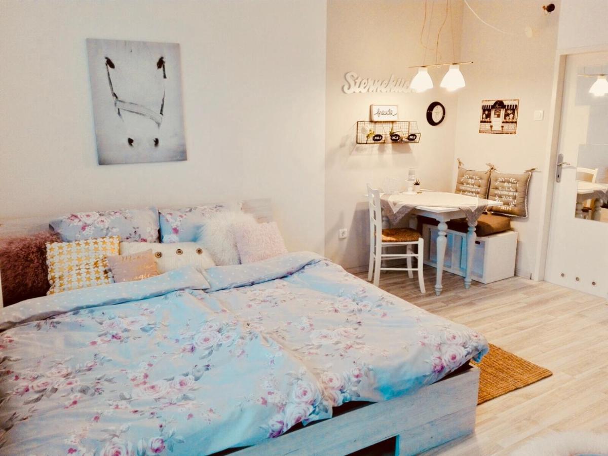 Sandra'S Studio Apartamento Klagenfurt am Woerthersee Habitación foto